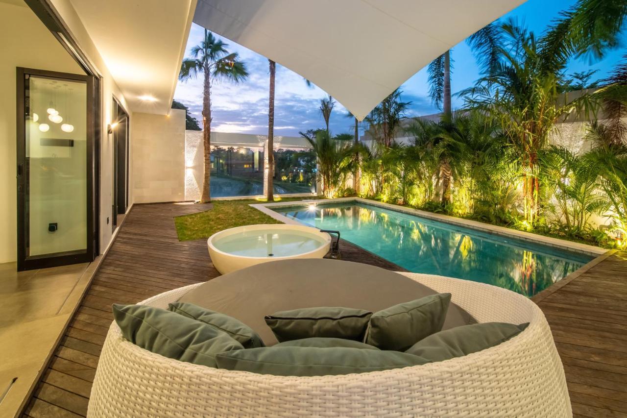Rice Field View With Sauna Projector And Jacuzzi Unique Design Canggu  Ngoại thất bức ảnh